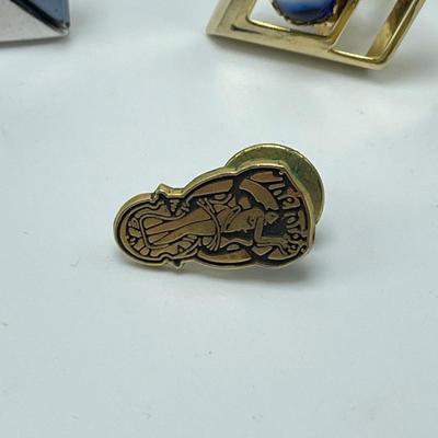 10K Gold Pin w/ Cufflinks and Tuxedo Buttons (ST-SS)