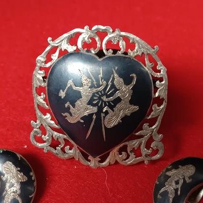 STERLING SILVER SIAM BROOCH AND CLIP ON EARRINGS 17.53g