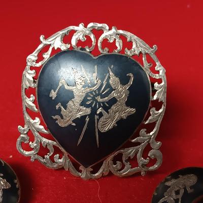 STERLING SILVER SIAM BROOCH AND CLIP ON EARRINGS 17.53g