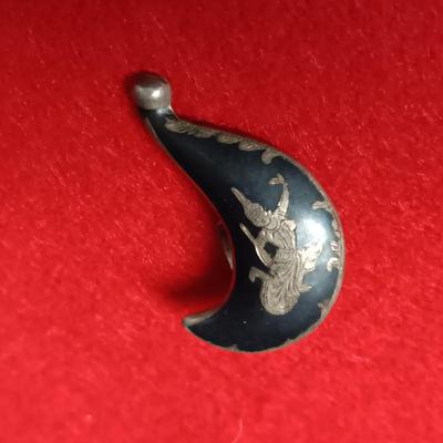 STERLING SILVER SIAM BROOCH AND CLIP ON EARRINGS 17.53g