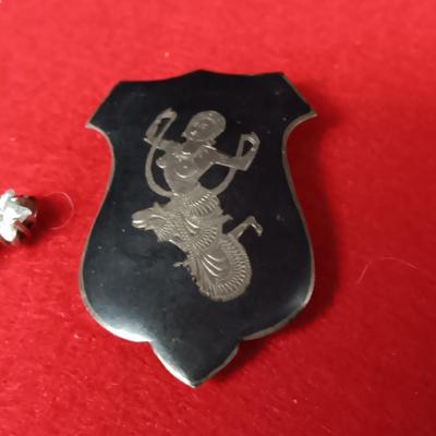 STERLING SILVER SIAM SCARF CLIP AND .925 EARRINGS 15.42g