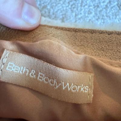 Fossil, Michael Kors, Oscar De La Renta, and Other Handbags and Wallets (PC-DZ)