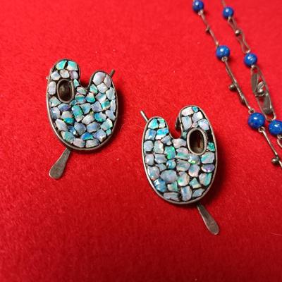 VINTAGE BLUE BEADED NECKLACE AND STERLING CLIP ON EARRINGS