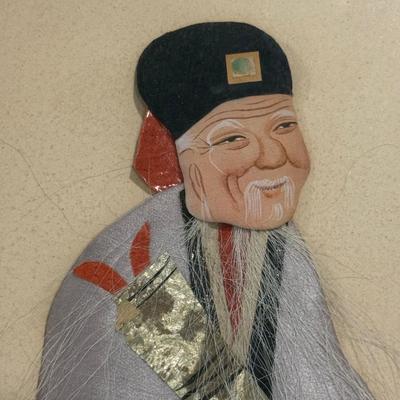 LOT 4L: Two Framed Chinese Silk Figures