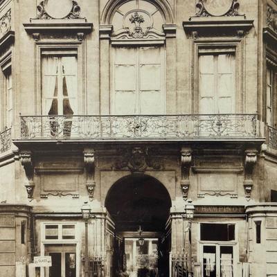 LOT 10L: Six Framed Le Palais Royal Prints