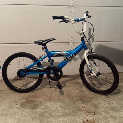 LOT 17: Huffy Turbulent Bicycle