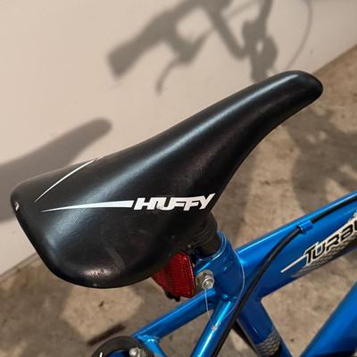 LOT 17: Huffy Turbulent Bicycle