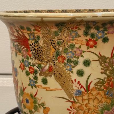 LOT 18G: Japanese Satsuma Style Porcelain Planter w/ Stand