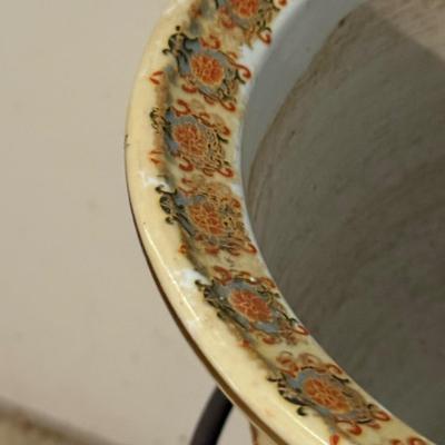 LOT 18G: Japanese Satsuma Style Porcelain Planter w/ Stand