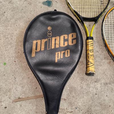 LOT 20G: Lot of five tennis rackets Prince Pro +