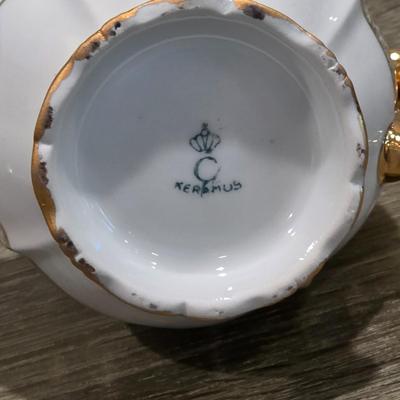 LOT 33D: Vintage Karamos Tea Set, Teapot, Lidded Sugar Bowl, Creamer, 9 Tea Cups, & 10 Saucers