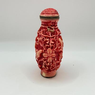 LOT 49D: Antique Carved Chinese Snuff Bottles