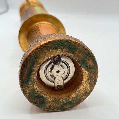 LOT 50D: Vintage Italian Hand Painted Character Pepper / Spice Grinder
