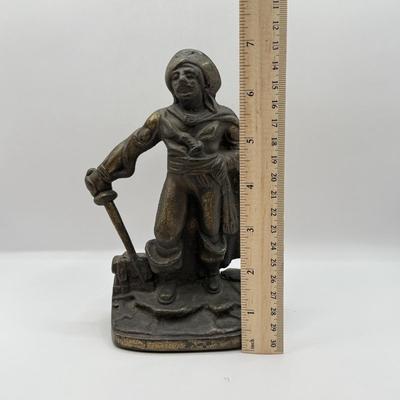 LOT 56D: Vintage Littco Products No 53 Cast Iron Swashbuckler Door Stop