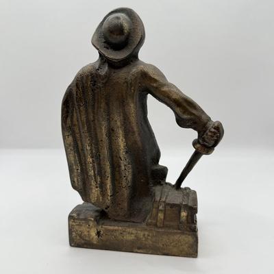 LOT 56D: Vintage Littco Products No 53 Cast Iron Swashbuckler Door Stop