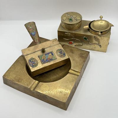 LOT 60D: Large Vintage Brass Ash Tray & Ornate Antique Chinese Ash Trays