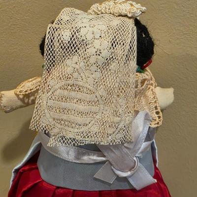 LOT 81K: Vintage Dolls Including Hand Sewn Native American, The Virgin Islands, Spain, Mexico & More From Around The World