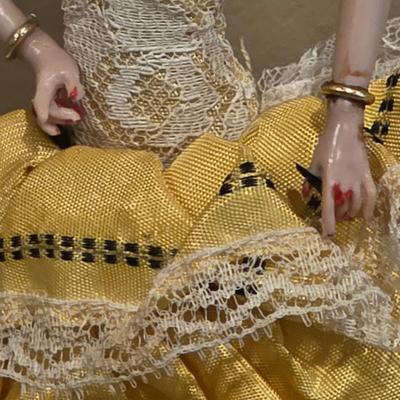 LOT 81K: Vintage Dolls Including Hand Sewn Native American, The Virgin Islands, Spain, Mexico & More From Around The World