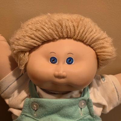 LOT 86K: Vintage Raggedy Ann & Andy Ragdolls & 1980's Coleco Cabbage Patch Kid Doll "Mannie Willie: