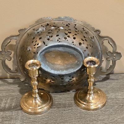 LOT 87K: Vintage Ornate Brass Bowl W/2 Handles & 2 Brass Candlestick Holders
