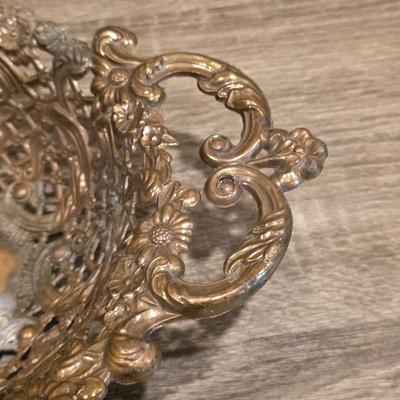 LOT 87K: Vintage Ornate Brass Bowl W/2 Handles & 2 Brass Candlestick Holders