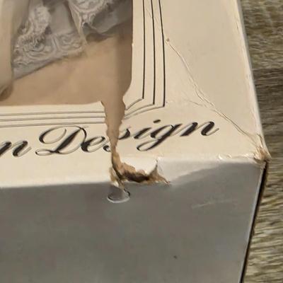 LOT 88K: Vintage "Ling Ling" Porcelain Doll By Dolls by Pauline & Madame Alexander Doll "Puddin"