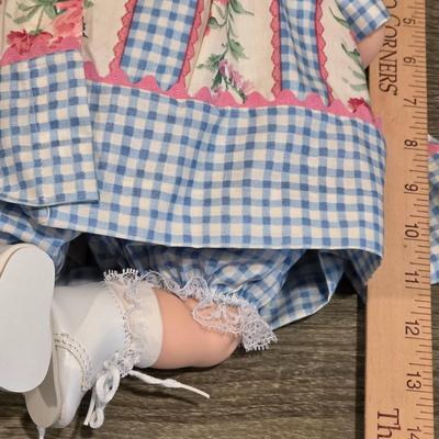 LOT 88K: Vintage "Ling Ling" Porcelain Doll By Dolls by Pauline & Madame Alexander Doll "Puddin"