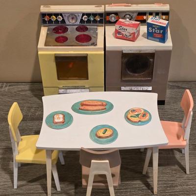 LOT 89K: Vintage 1960's Deluxe Reading Corp. Doll Dream Kitchen, Sink, Fridge, Stove/Oven, Washer, Table, 3 Chairs, 2 Countertop...