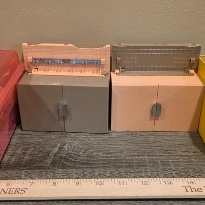 LOT 89K: Vintage 1960's Deluxe Reading Corp. Doll Dream Kitchen, Sink, Fridge, Stove/Oven, Washer, Table, 3 Chairs, 2 Countertop...