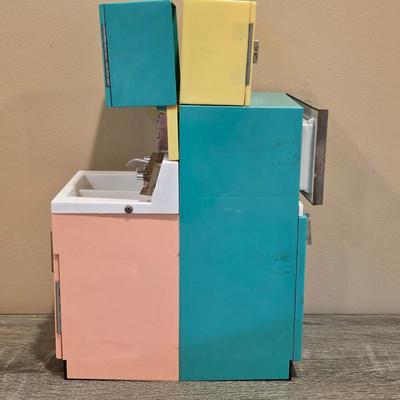 LOT 89K: Vintage 1960's Deluxe Reading Corp. Doll Dream Kitchen, Sink, Fridge, Stove/Oven, Washer, Table, 3 Chairs, 2 Countertop...