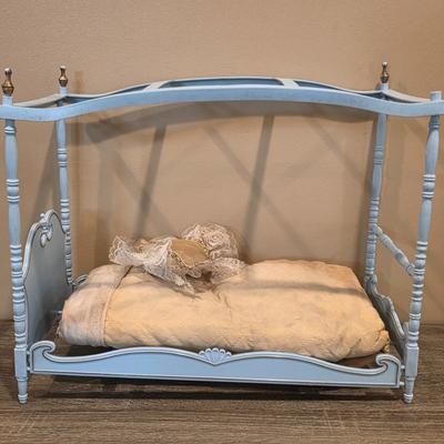 LOT 90K: Vintage Italian "Serie Milady" Doll Bedroom Furniture, Canopy Top Bed, Nightstand W/Lamp, Coat Rack, Dresser W/Mirror,...