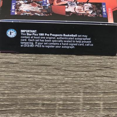 LOT 96K: 1991 Star Pics Basketball Cards Sealed Set of 20