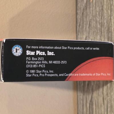 LOT 96K: 1991 Star Pics Basketball Cards Sealed Set of 20