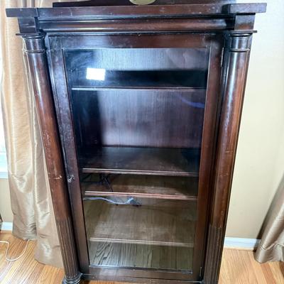LOT 103L: Vintage Glass Front Bookcase