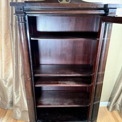 LOT 103L: Vintage Glass Front Bookcase