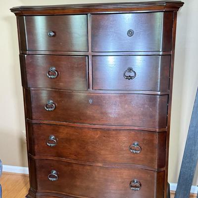 LOT 104L: Pembrook Bedroom Set: Upholstered Sleigh Bed, Bedroom Chest, Dresser w/ Mirror & Nightstand