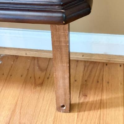 LOT 104L: Pembrook Bedroom Set: Upholstered Sleigh Bed, Bedroom Chest, Dresser w/ Mirror & Nightstand