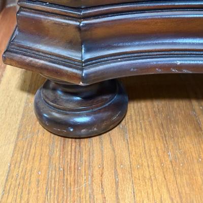 LOT 104L: Pembrook Bedroom Set: Upholstered Sleigh Bed, Bedroom Chest, Dresser w/ Mirror & Nightstand