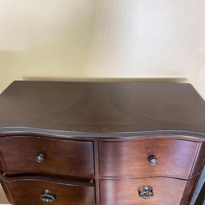 LOT 104L: Pembrook Bedroom Set: Upholstered Sleigh Bed, Bedroom Chest, Dresser w/ Mirror & Nightstand