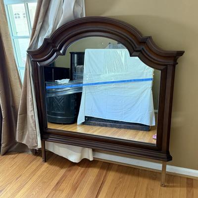 LOT 104L: Pembrook Bedroom Set: Upholstered Sleigh Bed, Bedroom Chest, Dresser w/ Mirror & Nightstand