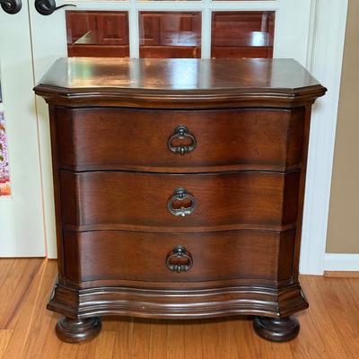 LOT 104L: Pembrook Bedroom Set: Upholstered Sleigh Bed, Bedroom Chest, Dresser w/ Mirror & Nightstand