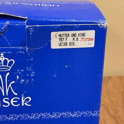 LOT 109D: Limited Edition 4918/7500 Kaiser Porcelain G Bochmann “Mother and Child” Figurine w/ Box