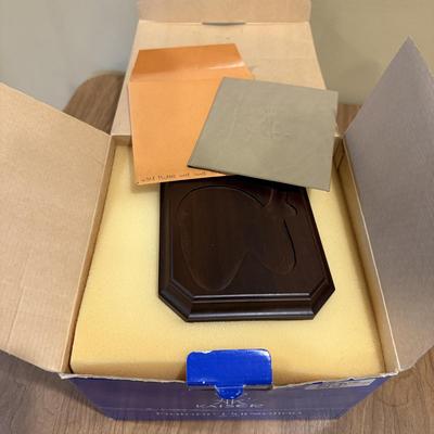 LOT 109D: Limited Edition 4918/7500 Kaiser Porcelain G Bochmann “Mother and Child” Figurine w/ Box