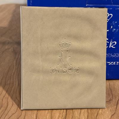 LOT 109D: Limited Edition 4918/7500 Kaiser Porcelain G Bochmann “Mother and Child” Figurine w/ Box