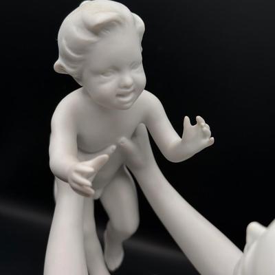 LOT 110D: Kaiser Porcelain G Bochmann “Mother and Child” Figurine w/ Box 398