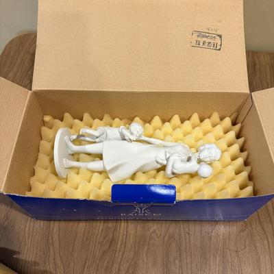 LOT 112D: Kaiser Porcelain G Bochmann “Mother and Child” Figurine w/ Box 438