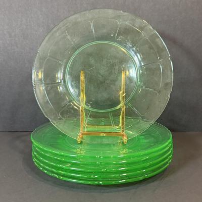 LOT 115W: Vintage 9” Uranium Glass Plates (6)