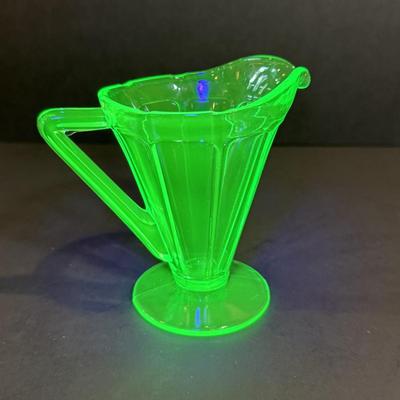 LOT 117W: Vintage Uranium Glass Teacups, Saucers, Dessert Plates & Creamer
