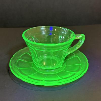 LOT 117W: Vintage Uranium Glass Teacups, Saucers, Dessert Plates & Creamer