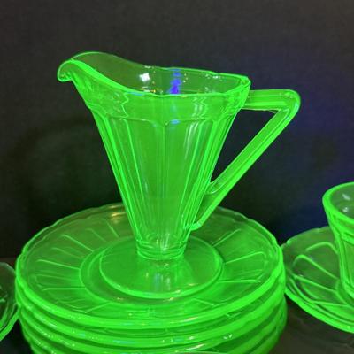 LOT 117W: Vintage Uranium Glass Teacups, Saucers, Dessert Plates & Creamer